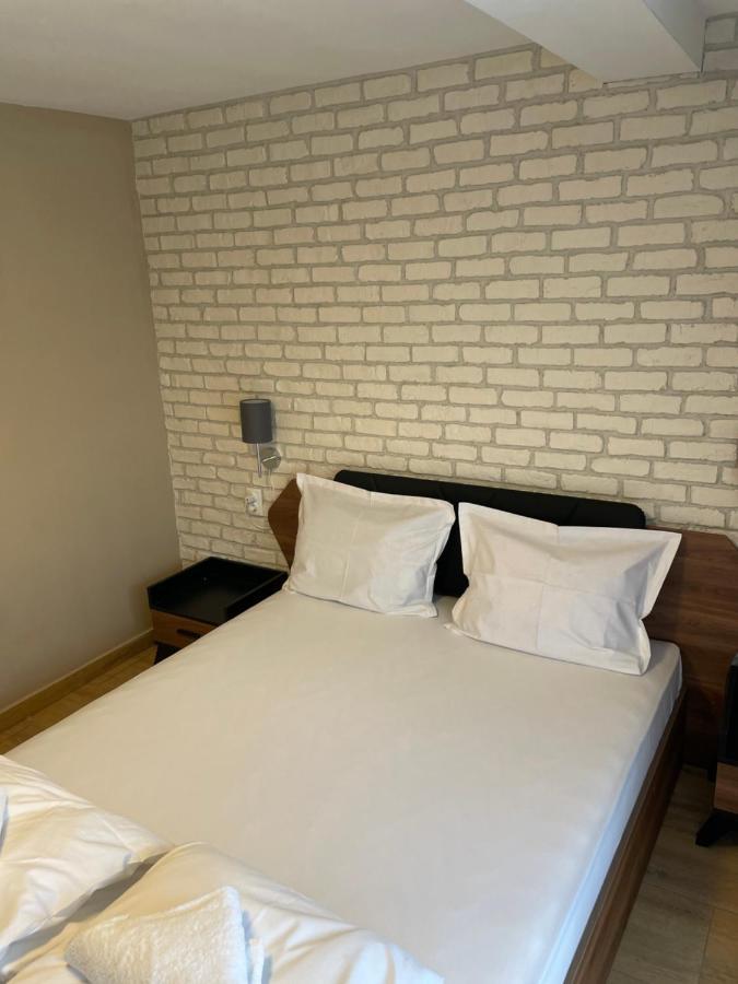 Family Hotel Malibu Chernomorets Luaran gambar