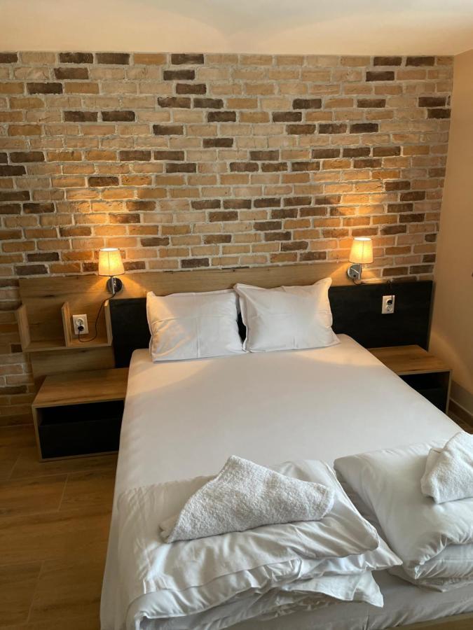 Family Hotel Malibu Chernomorets Luaran gambar