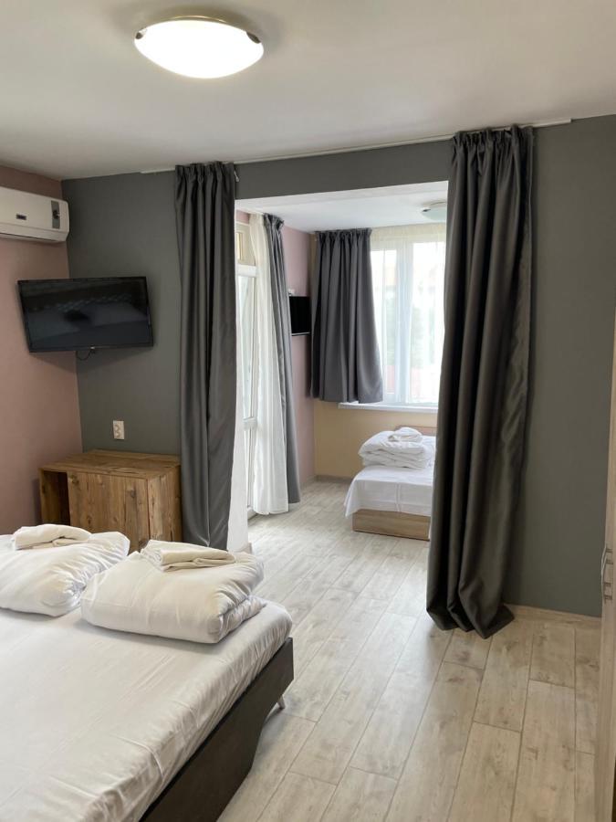 Family Hotel Malibu Chernomorets Luaran gambar