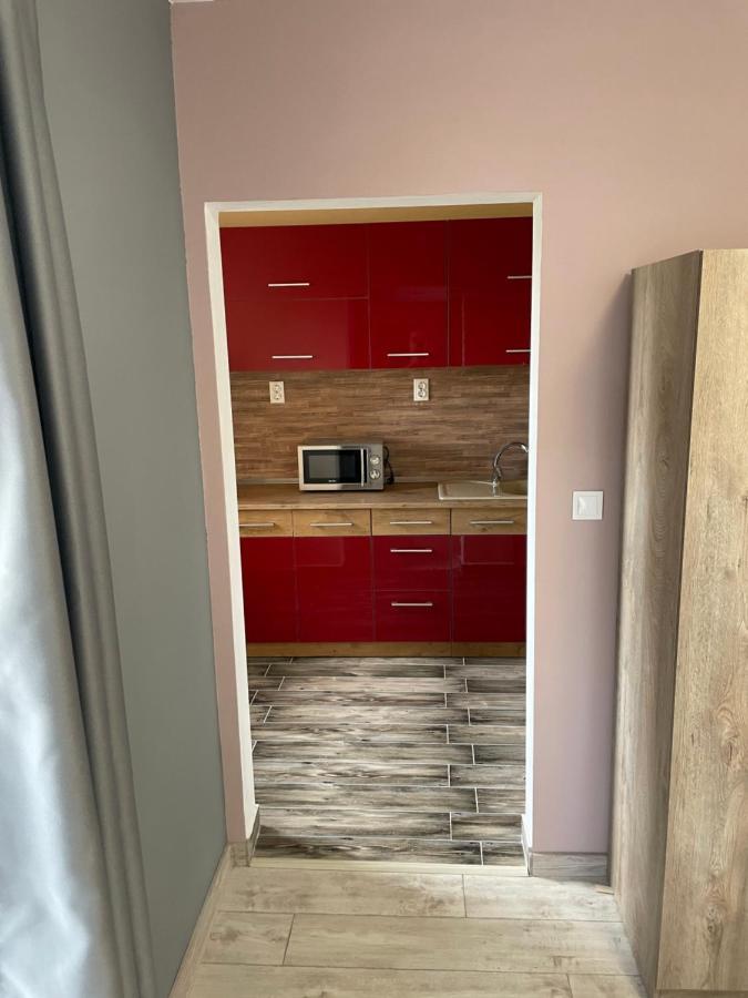 Family Hotel Malibu Chernomorets Luaran gambar
