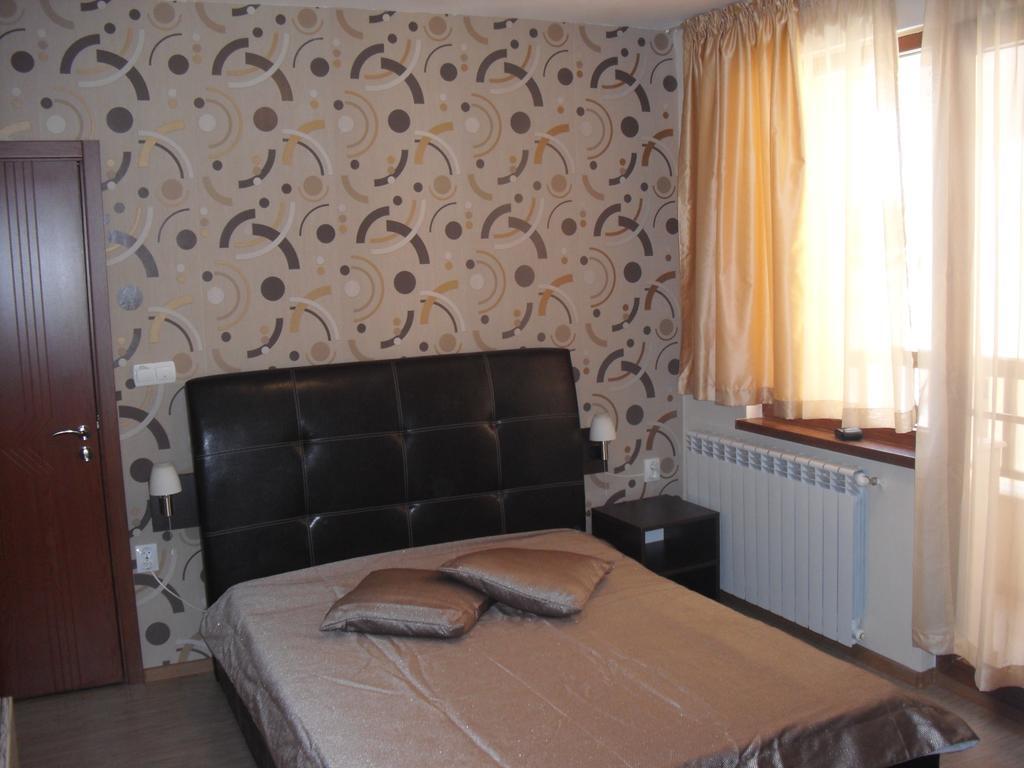 Family Hotel Malibu Chernomorets Luaran gambar